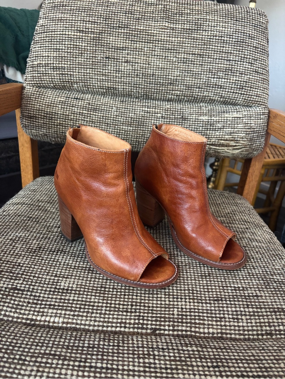 Bedstu Open-Toe Leather Ankle Boots - Tan